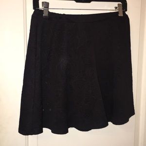 Patterned black skater skirt
